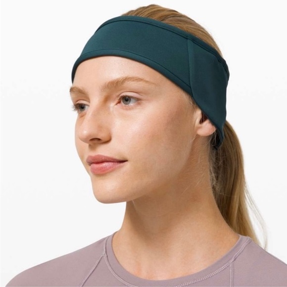 NEW LULULEMON ACCESSORIES. Run For It All Ear Warmer & 3 Pack HAIR TIES NWT - Picture 2 of 11